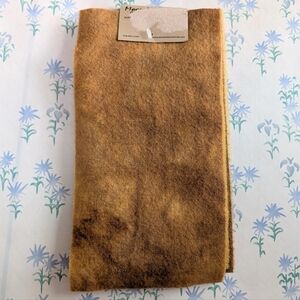 Moondance Color Company Hand Dyed Wool Sampler NEW Golden Mustard 8 Pc Primitive